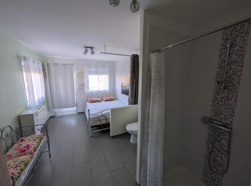 Chambre avec petit déjeuner