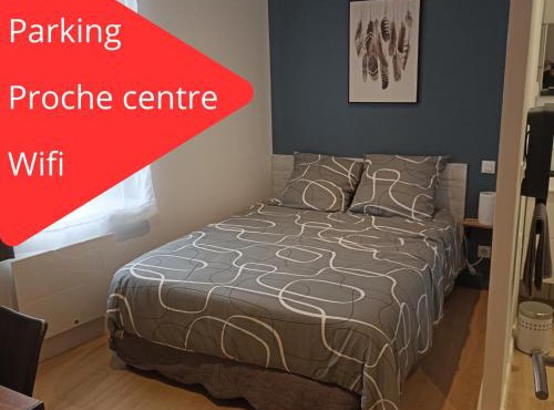 Chambre avec salle de bain privative
