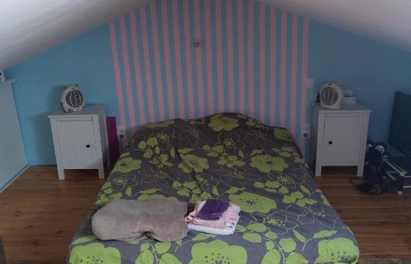 Chambre calme proche de l'autoroute A6