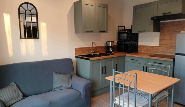 Chambre Chez L'habitant Avec Entrée et Salle D'eau Privées, 5 min de Carcassonne