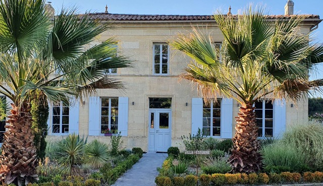 Chambre D'hôte Dans la Villa L'estuaire . La Folie Bordelaise