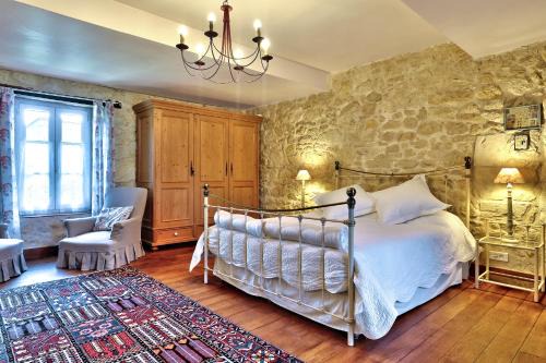 Chambre d'hôtes spacieuse, salle de bain privative