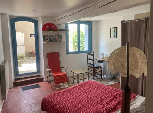 Chambre d'hôte avec cour privative