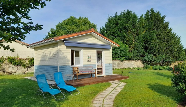 Chambre D'hôtes de L'ancienne École, Indépendante, Près de La Rochefoucauld -16
