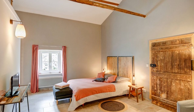 Chambre d'hôte Vignes - Provence Occitane