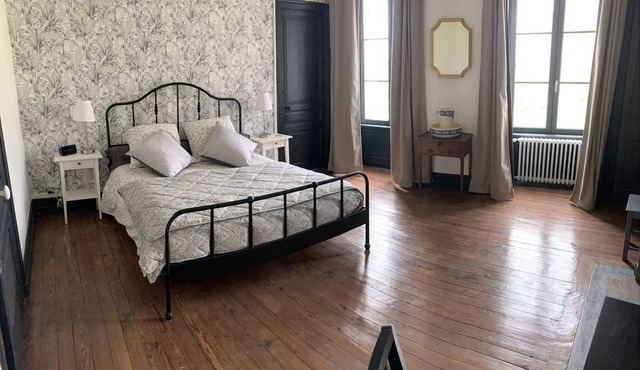 CHAMBRE D'HÔTE AU CHATEAU DE FRANQUETOT Roosevelt room
