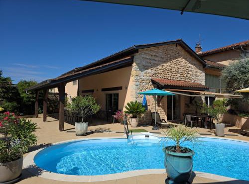 Chambre D´hôtes Léonie & Restaurant