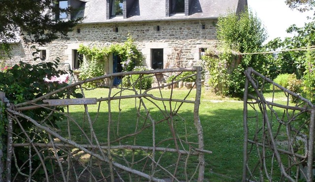 Chambre d'hôtes Suite 53m2 ou Caravane vintage avec cuisine et salle de bains privées, B&B 53m2 Suite or Vintage caravan with private kitchen and bathroom