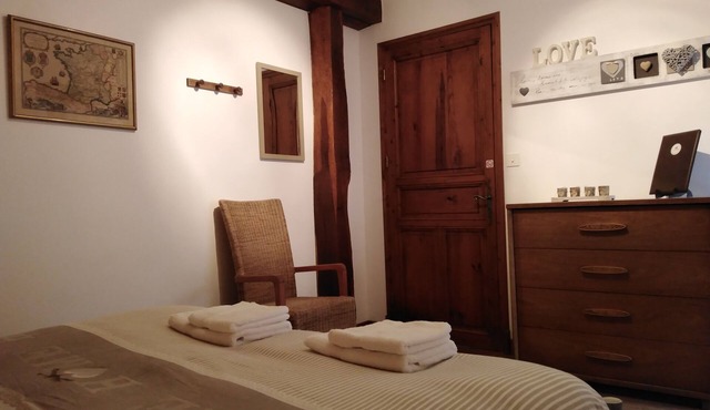 Chambre D'hôtes Référence® Images - Domaine du Mas Naut Piscine Jacuzzi Massages