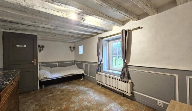 Chambre d'Hote sleeps 3 with pool and fully equipped kitchen Le Mans/Circuit 24 H