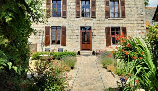 Chambre D'hote in an Old Presbytery in the Heart of Brittany