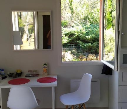 CHAMBRE D'HOTE AVEC PARKING PRIVATIF