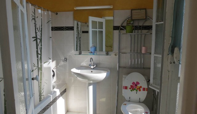 CHAMBRE D'HOTE CARIGNAN CHEZ LE VIGNERON