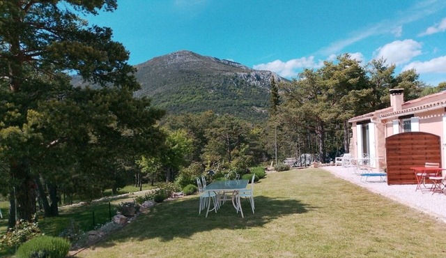 Chambre d'Hôtes at 1035m altitude - 30 min from the Gorges du Verdon and the lakes