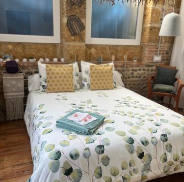 Chambre dans ancienne ecole