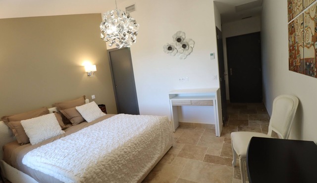 Chambre Dhôte Pour 2 Personnes Dans un Mas Languedocien Avec Piscine et Jacuzzi