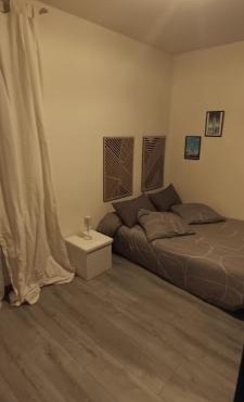 Chambre double avec lit clic clac