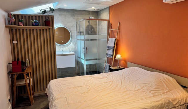 Chambre Double Dans Maison Face à la Plage de Saint Colomban