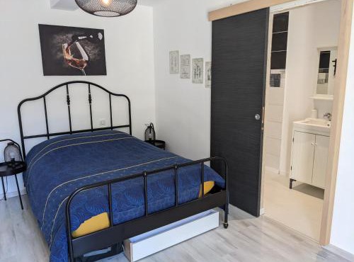 Chambre double indépendante HARMONIE au sein du domaine PASSELOUP