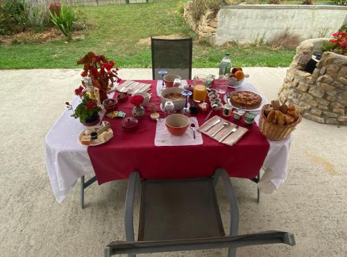 Chambre douillette, calme, lit queen size wifi