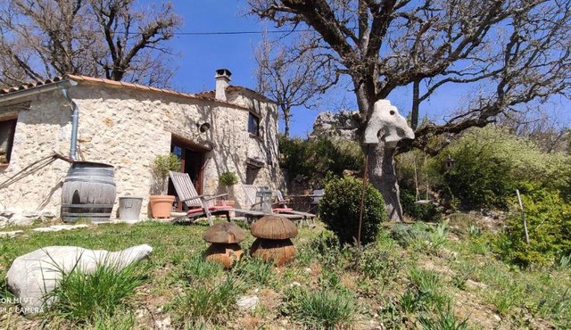 Chambre du Champon de Sainte Marguerite GR49 TRIGANCE