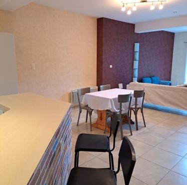 Chambre en colocation dans maison