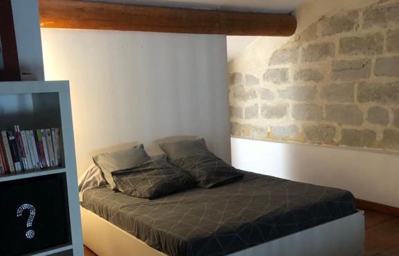 Chambre et sdb privées chez l'habitant