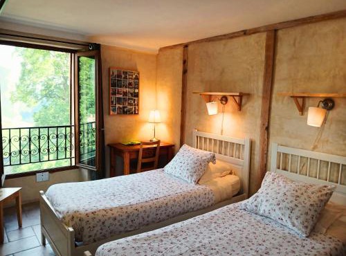 Chambre Haute, Calme, Confort & Vue Panoramique