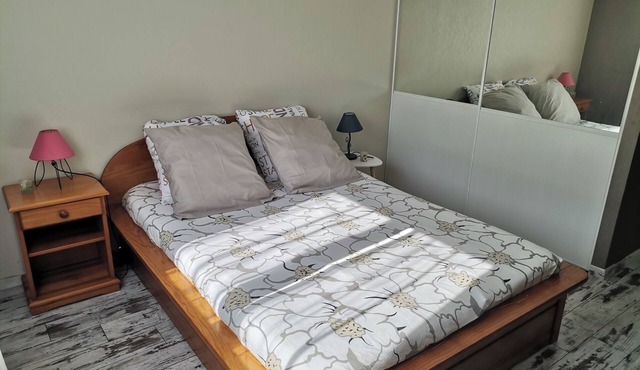 Chambre Indépendante au Calme, SDB et WC Privatifs