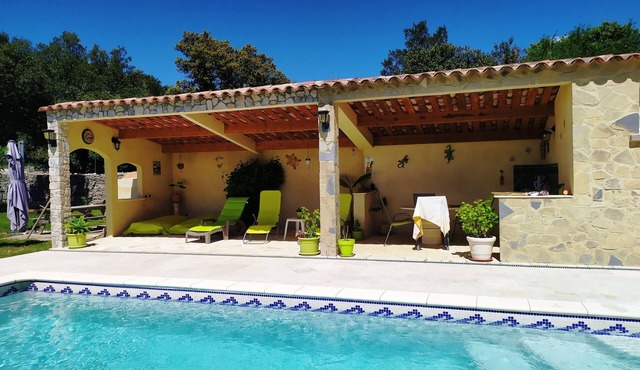 Chambre Indépendante Chez Particulier Avec Piscine Près des Gorges de L'hérault