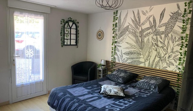 Chambre indépendante confortable et calme !