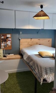 Chambre indépendante chez l'habitant avec salle de bain privée