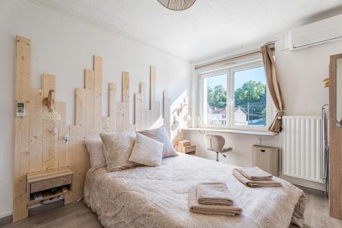 Chambre Lucie - 2 SDB - Balcon - Parking - WIFI