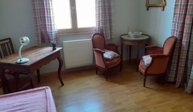 Chambre Lumineuse Dans Maison Familiale Calme