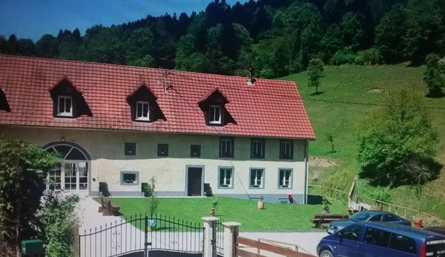 Chambre Mansardée Dans un Ancien Corps de Ferme Rénové Avec Accès Indépendant