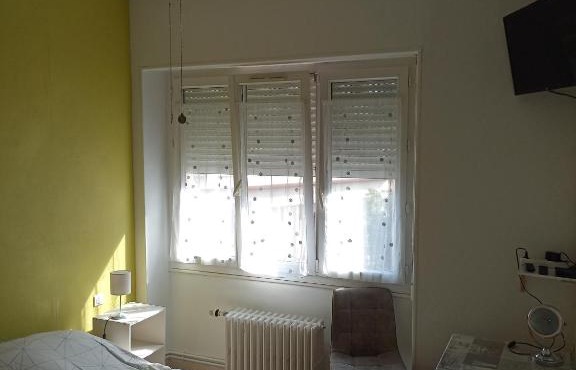 Chambre meublée au cœur de ville - chez l'habitant