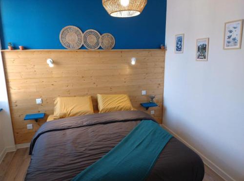 Chambre Nérondes double Le Lion d Or