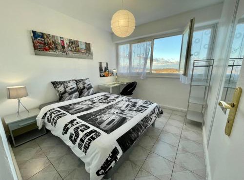 Chambre privée en colocation dans un appartement au centre de rillieux la pape