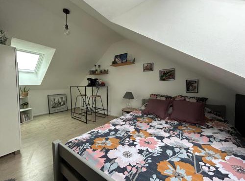 CHAMBRE PRIVÉE dans une maison
