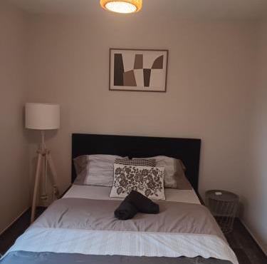 chambre privée dans une maison familiale