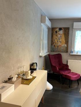 chambre privative au rez de jardin dans villa