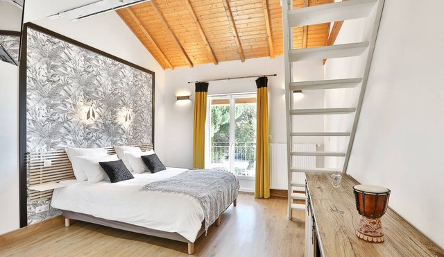 Chambre Saly in the Périgord Vert near Brantôme, Little Venice