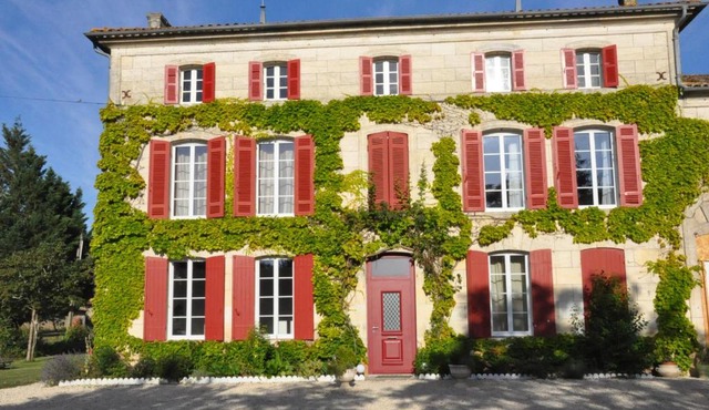 chambre spacieuse dans maison bourgeoise