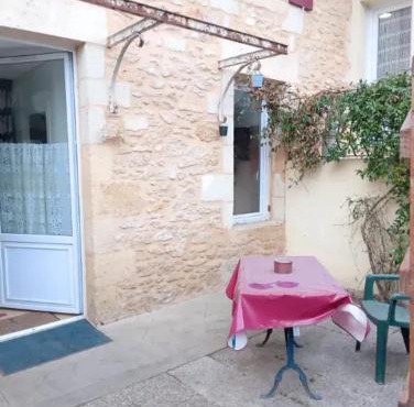 Chambre-studio avec coin repas - 45m2