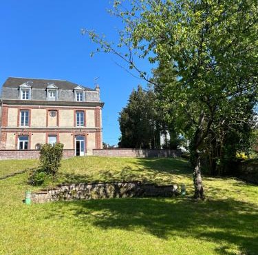 Chambre toute équipée