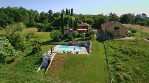 Chambres à la Ferme de Pouzatel proche Bonaguil