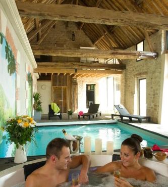 CHAMBRES D HÔTES AVEC SPA PRIVATISÉ ! Le LUXE EN TOUTE INTIMITÉ