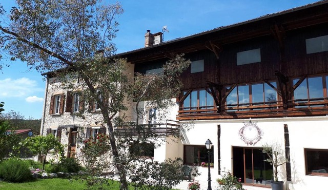 Chambres d'Hôtes La Noyeraie