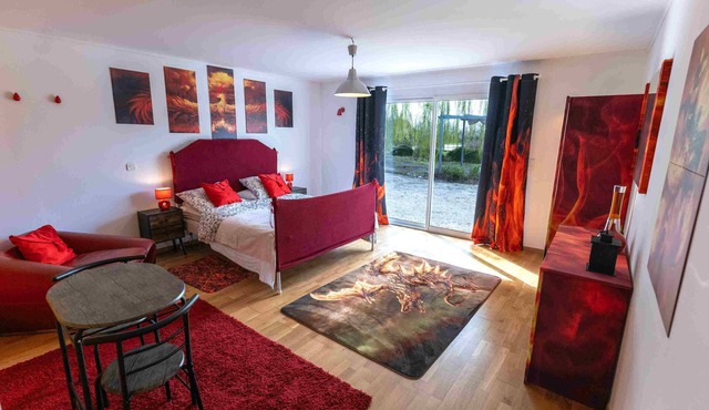 Chambres D'hôte Chez Phil, Chambre Thème Feu