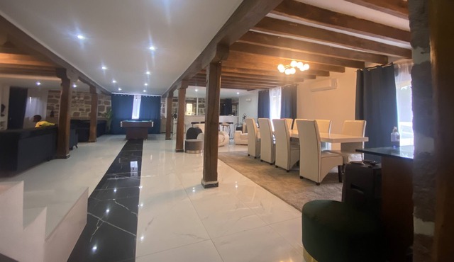 Chambres D'hôtes Élégante Prés de Varetz